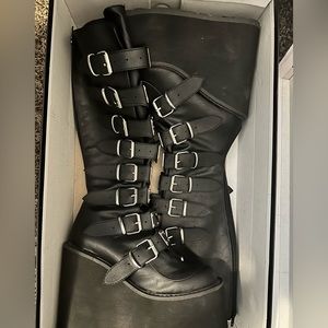 Demonia Cult Swing 815